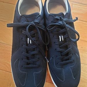 Rothys Mens Knit Black Lace Up Sneakers Size 11 Casual Comfort Tennis Shoes